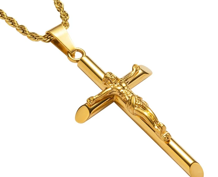 How Mens Pendant Necklaces Can Complete Any Outfit
